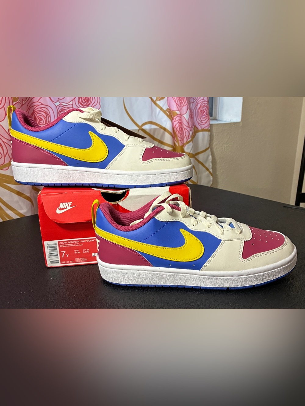 Nike Kids Low-Top Sneakers in Blue, Yellow, Burgundy and Cream